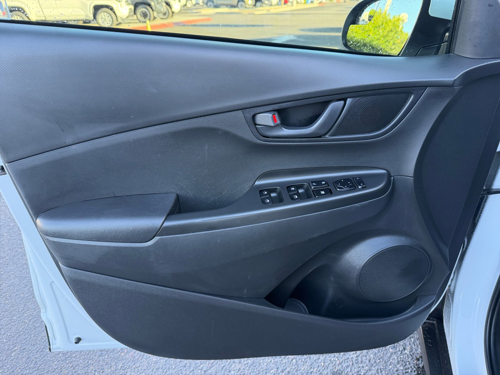 Used 2020 Hyundai Kona SE image 13