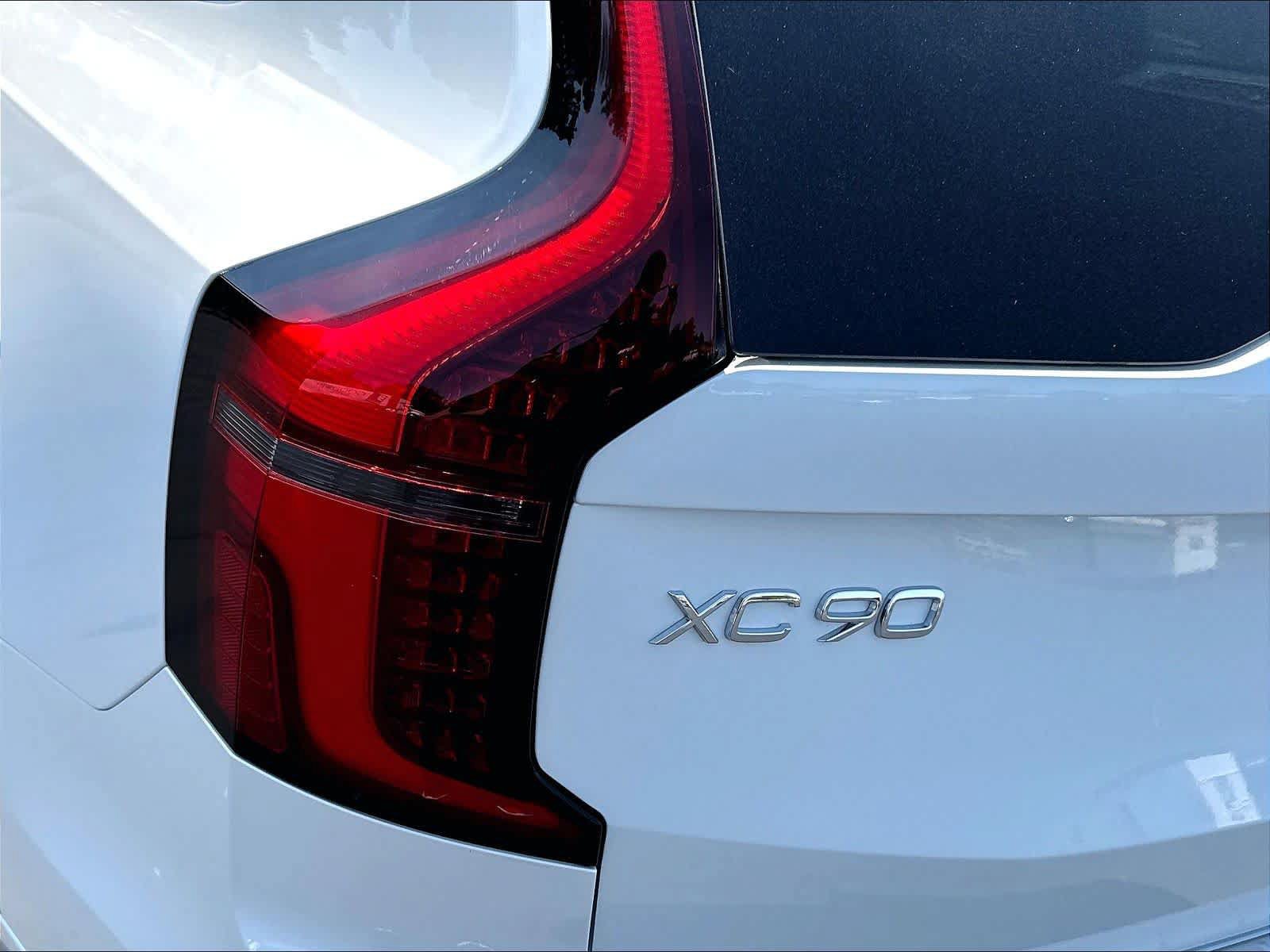 New 2026 Volvo XC90 T8 Ultra w/ Protection Package AWD/4WD image 25