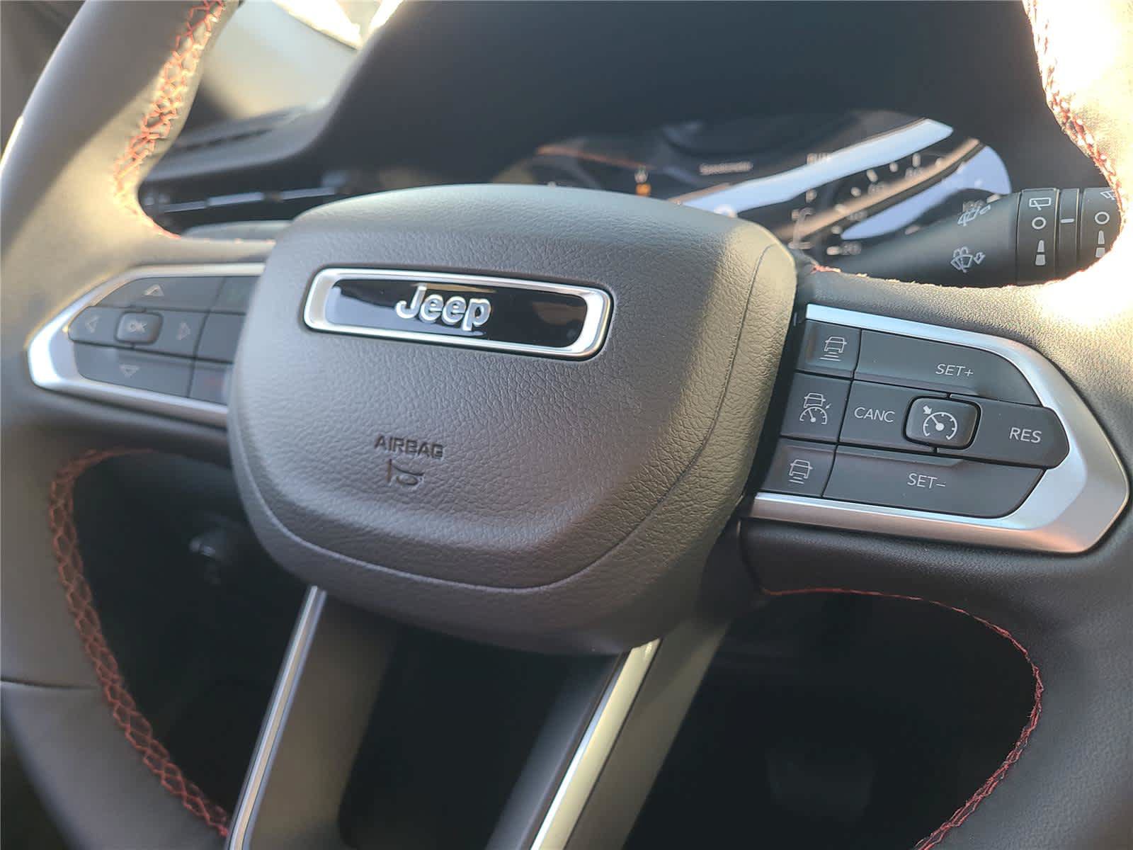 New 2024 Jeep Compass Trailhawk w/ Sun and Sound Group AWD/4WD image 29