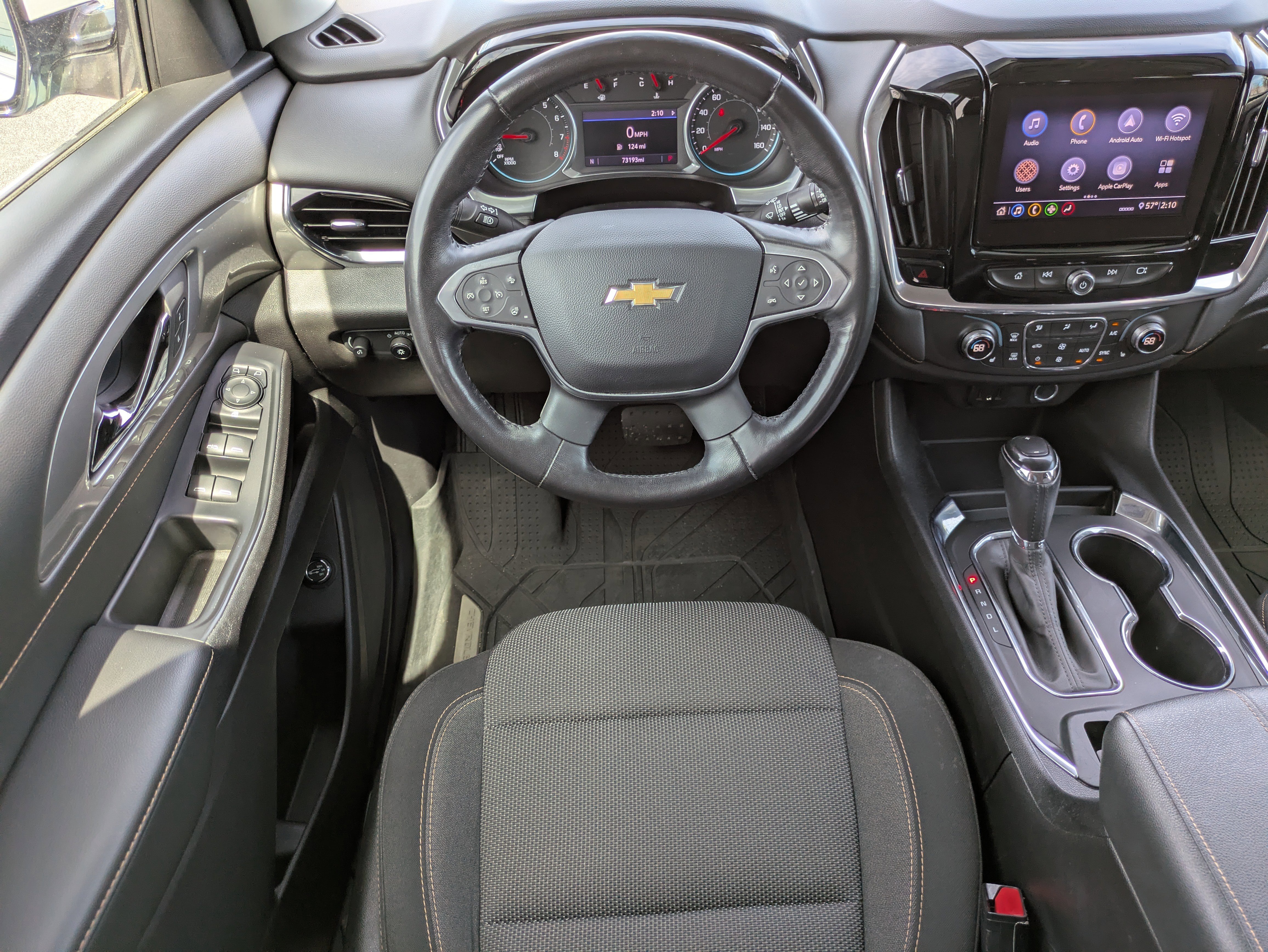 Used 2020 Chevrolet Traverse LT image 4