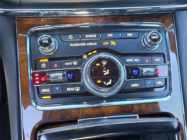 Used 2017 Lincoln Continental Reserve w/ Technology Package image 19