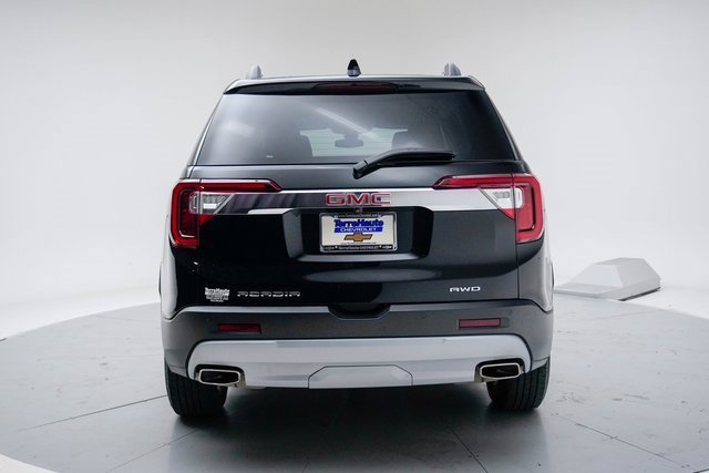 Used 2023 GMC Acadia SLE w/ Driver Convenience Package image 6