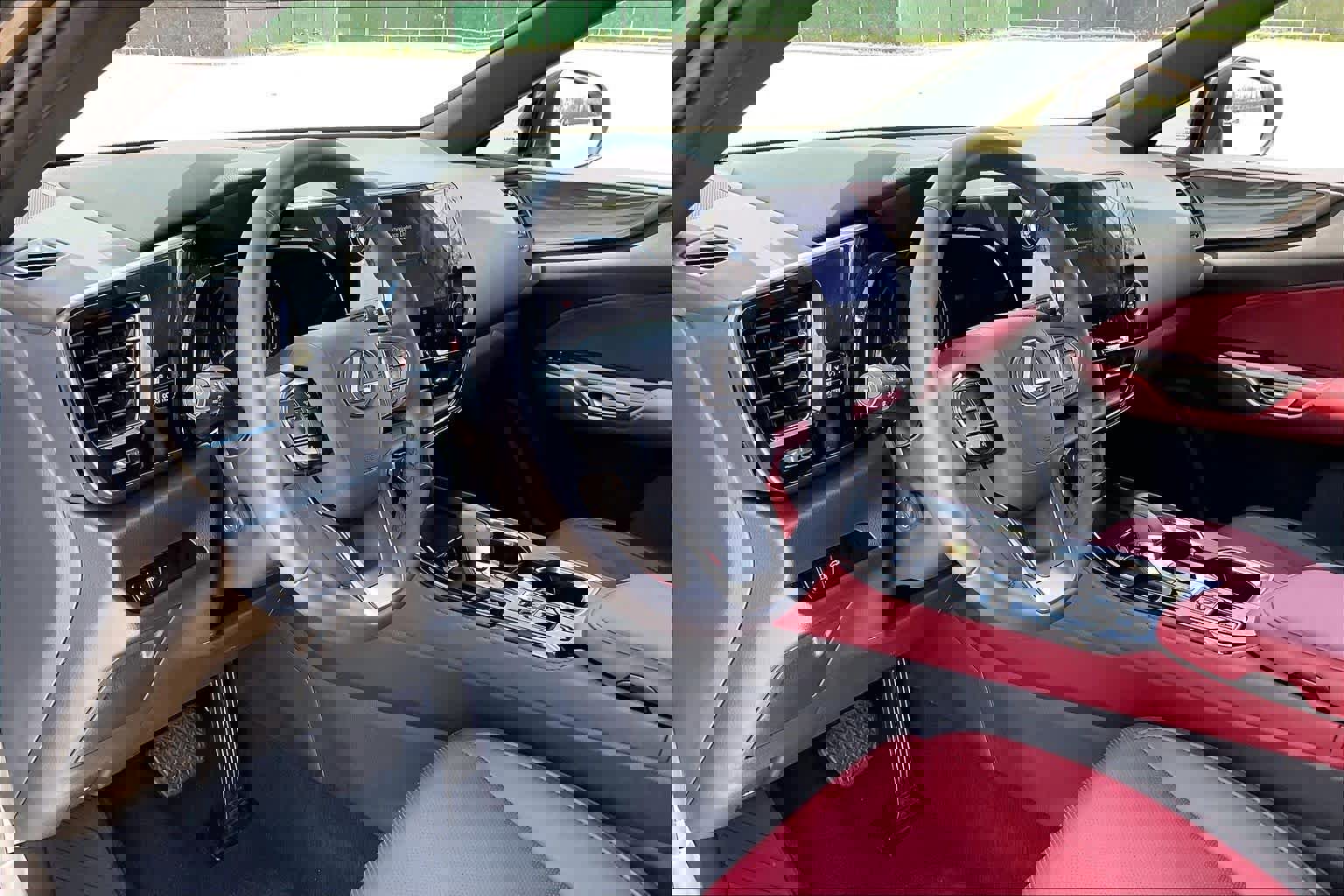 Used 2025 Lexus NX 250 FWD w/ Accessory Package (Z1) image 15