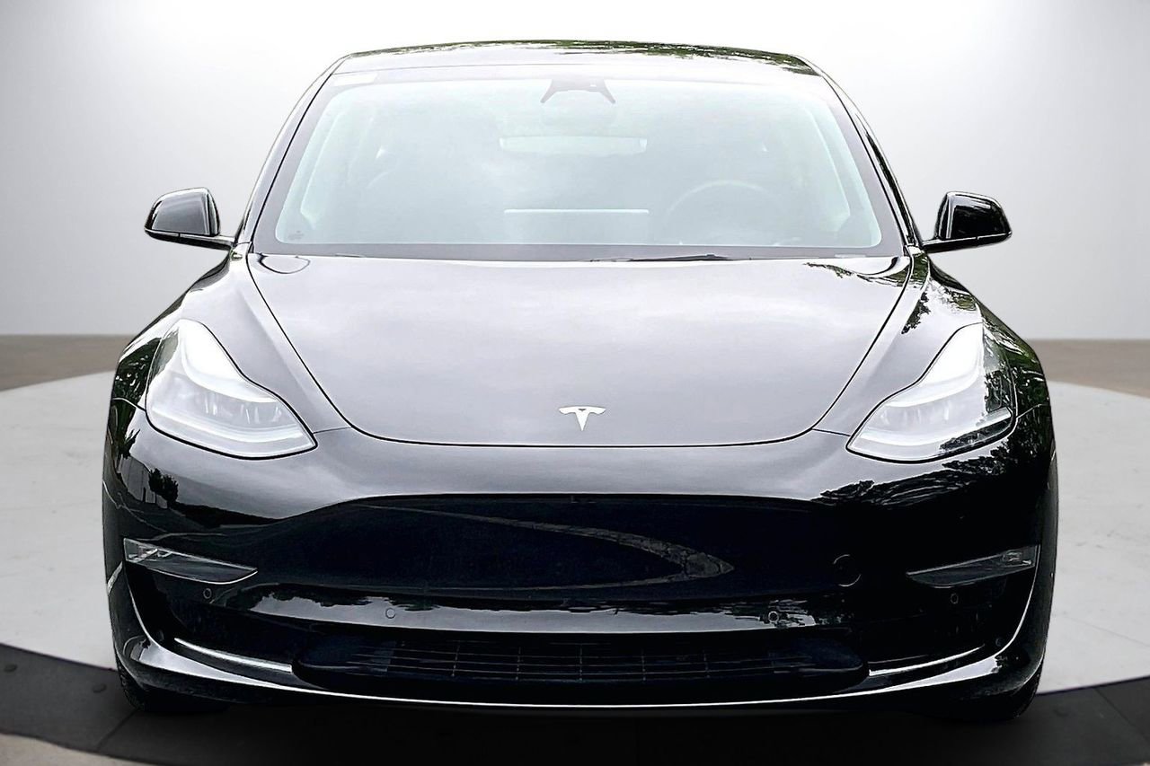 Used 2022 Tesla Model 3 Long Range AWD/4WD image 3