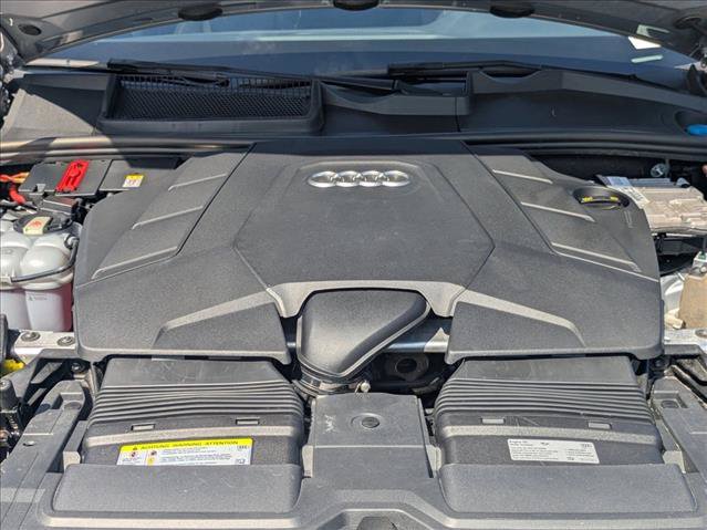 Used 2019 Audi Q8 Premium Plus AWD/4WD image 24