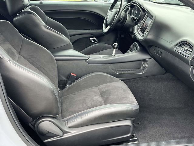 Used 2021 Dodge Challenger R/T w/ Plus Package image 21