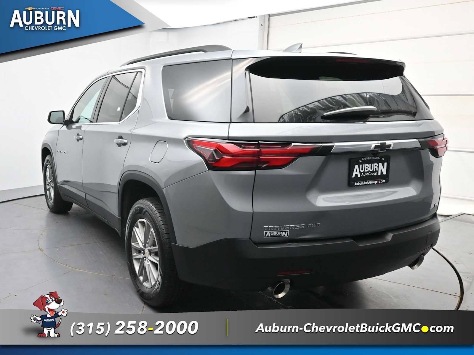 Used 2023 Chevrolet Traverse LT AWD/4WD image 16