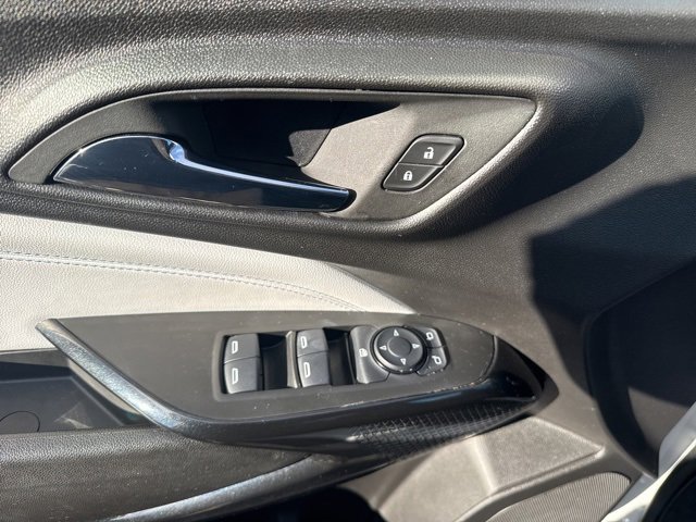 Used 2024 Chevrolet Trax LT image 10