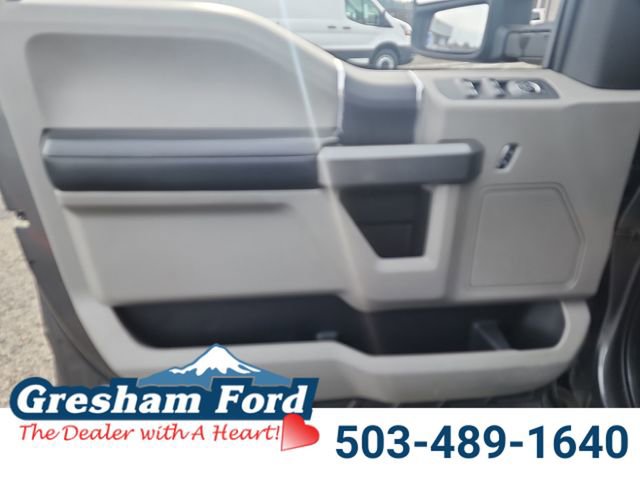 Used 2015 Ford F150 XLT w/ Trailer Tow Package image 12