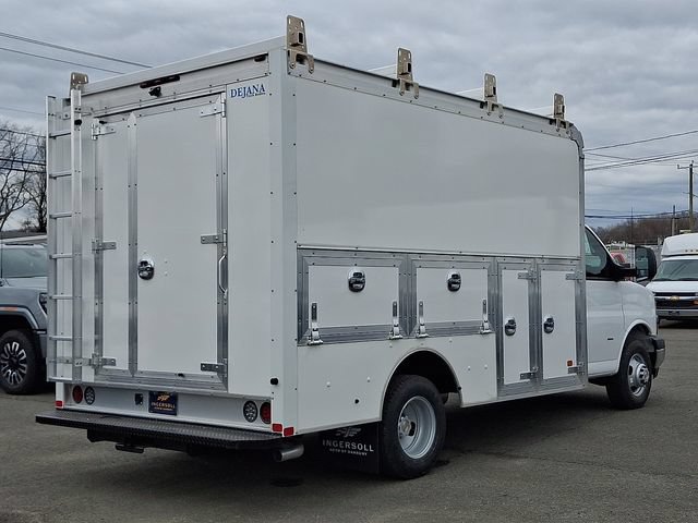 New 2026 Chevrolet Express 3500 w/ Power Convenience Package RWD image 4