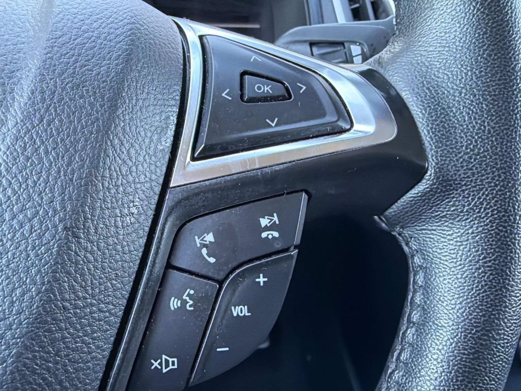 Certified 2024 Ford Edge SEL AWD/4WD image 13