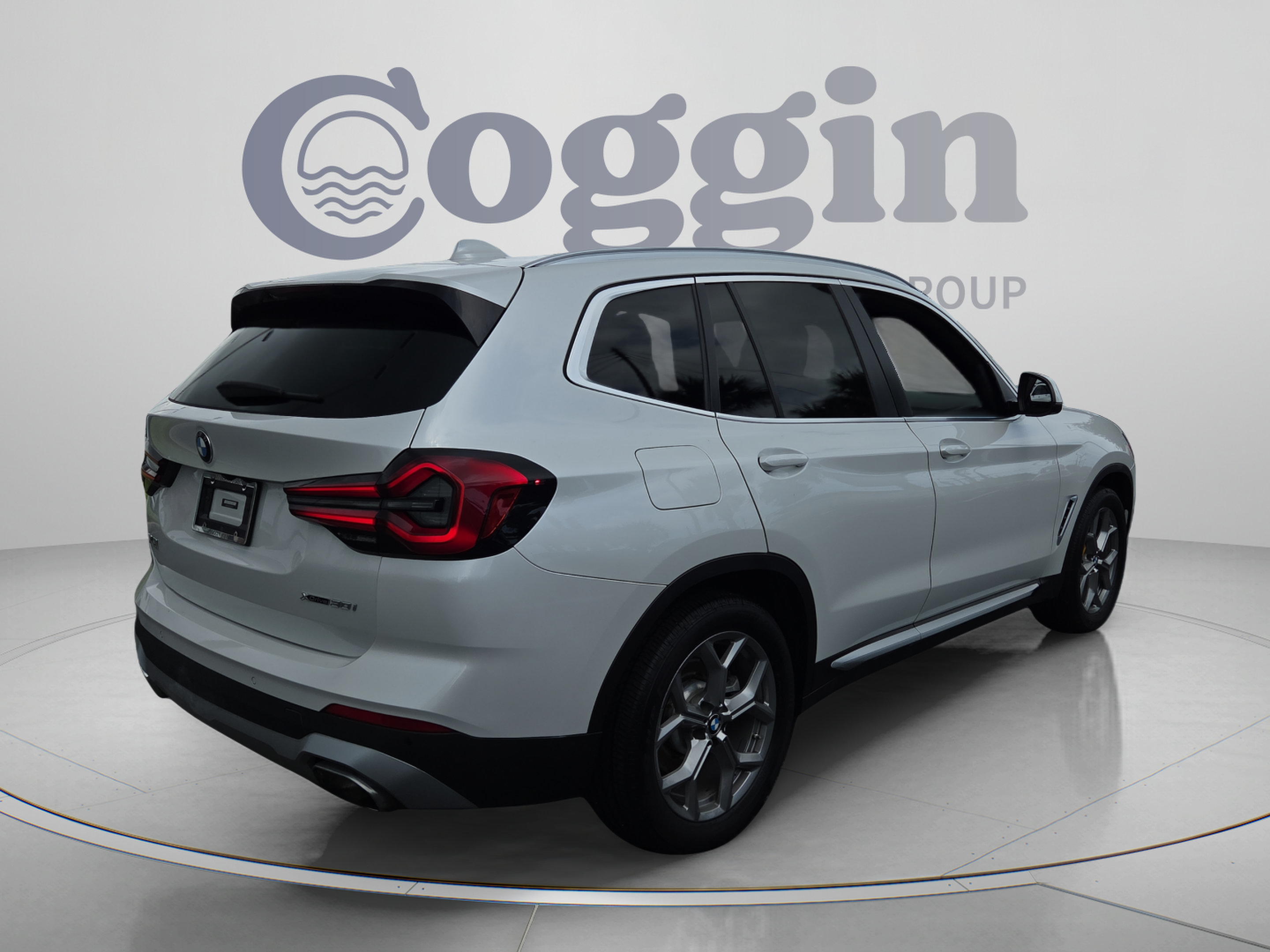 Used 2022 BMW X3 xDrive30i w/ Convenience Package AWD/4WD image 5
