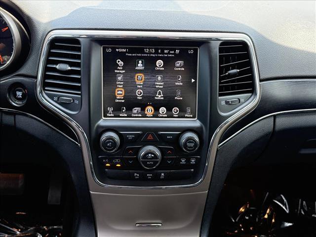 Used 2014 Jeep Grand Cherokee Limited w/ Luxury Group II AWD/4WD image 17
