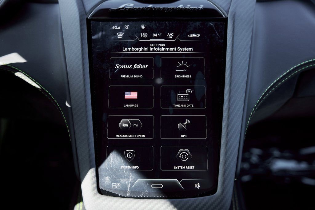 Used 2025 Lamborghini Revuelto AWD/4WD image 72