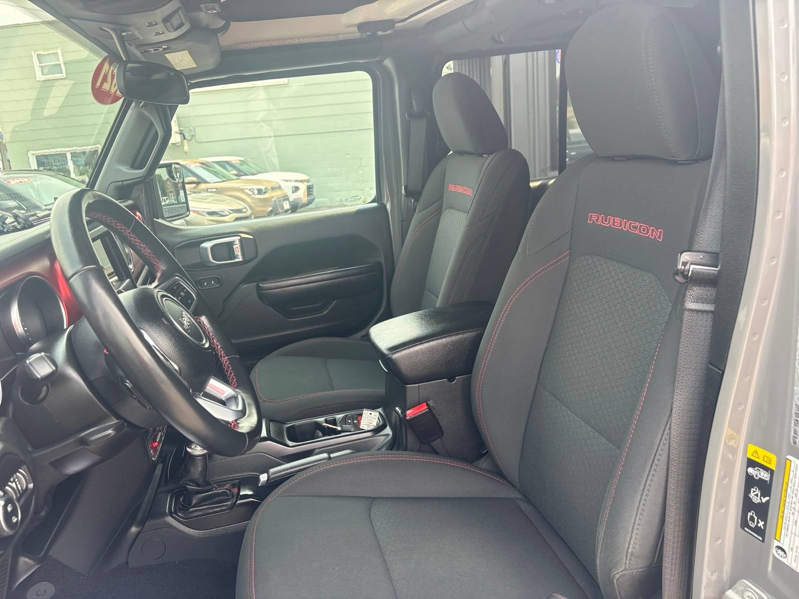 Used 2021 Jeep Gladiator Rubicon AWD/4WD image 14