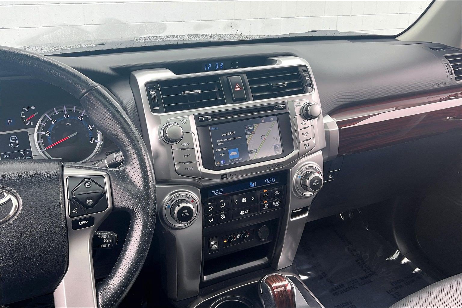 Used 2018 Toyota 4Runner Limited AWD/4WD image 7