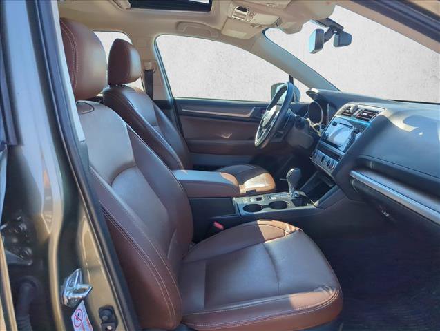 Used 2017 Subaru Outback 2.5i Touring w/ Popular Package #5A image 18