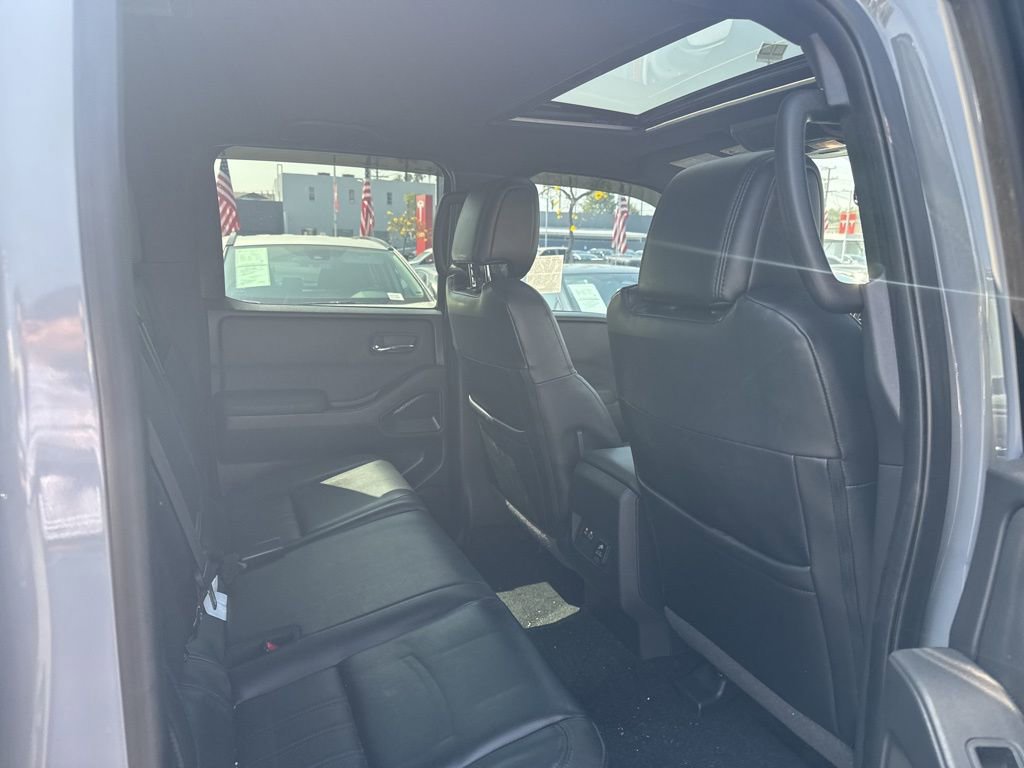 Used 2022 Nissan Frontier Pro-X w/ Pro-X Premium Package image 28