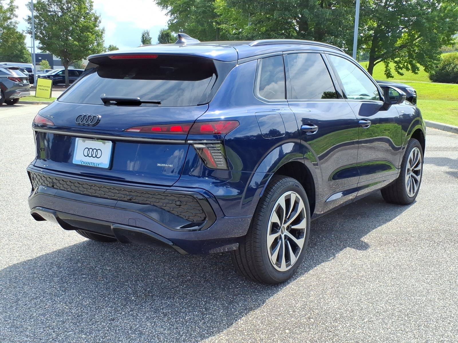 New 2026 Audi Q3 quattro 2.0T AWD/4WD image 9