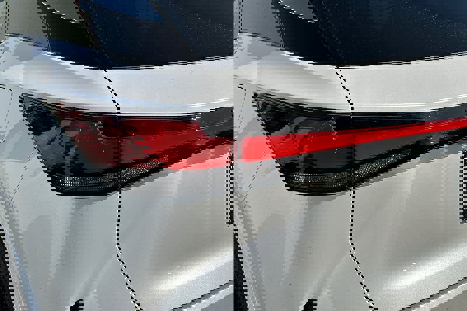 Used 2025 Lexus RX 350h Premium image 15