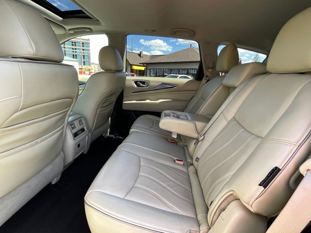Used 2018 INFINITI QX60 Luxe AWD/4WD image 31