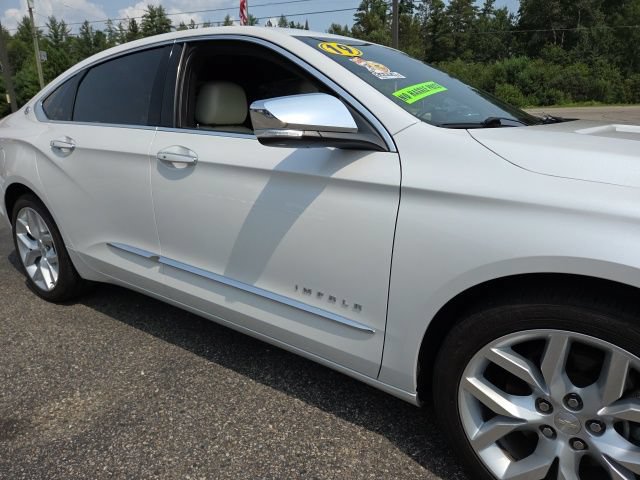 Used 2019 Chevrolet Impala Premier w/ Premier Convenience Package FWD image 31