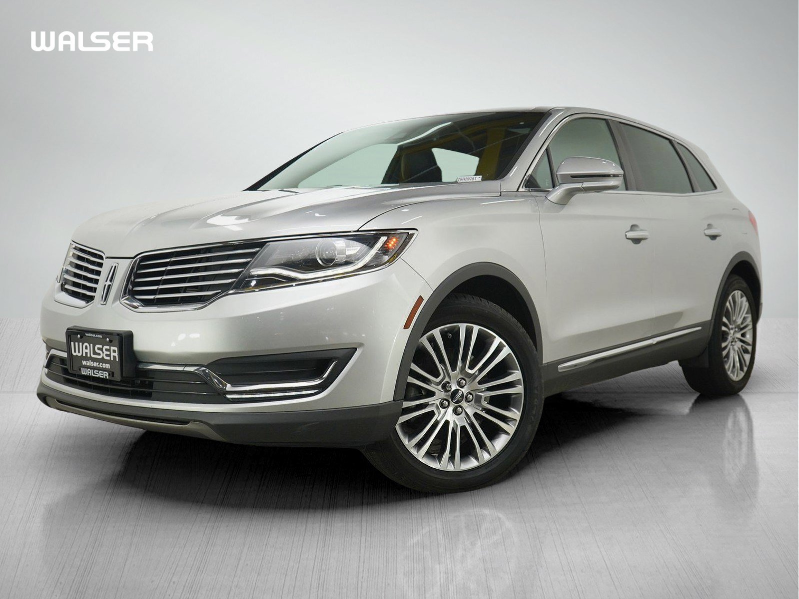 Used 2018 Lincoln MKX Reserve w/ Lincoln MKX Climate Package AWD/4WD image 1