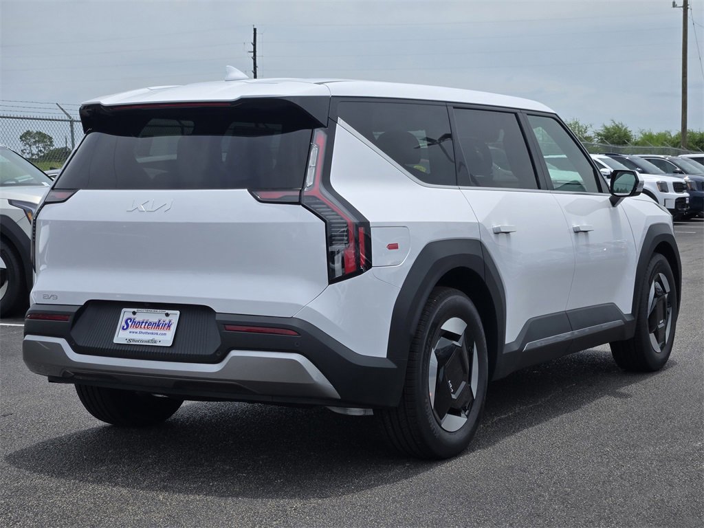 New 2026 Kia EV9 Light image 4