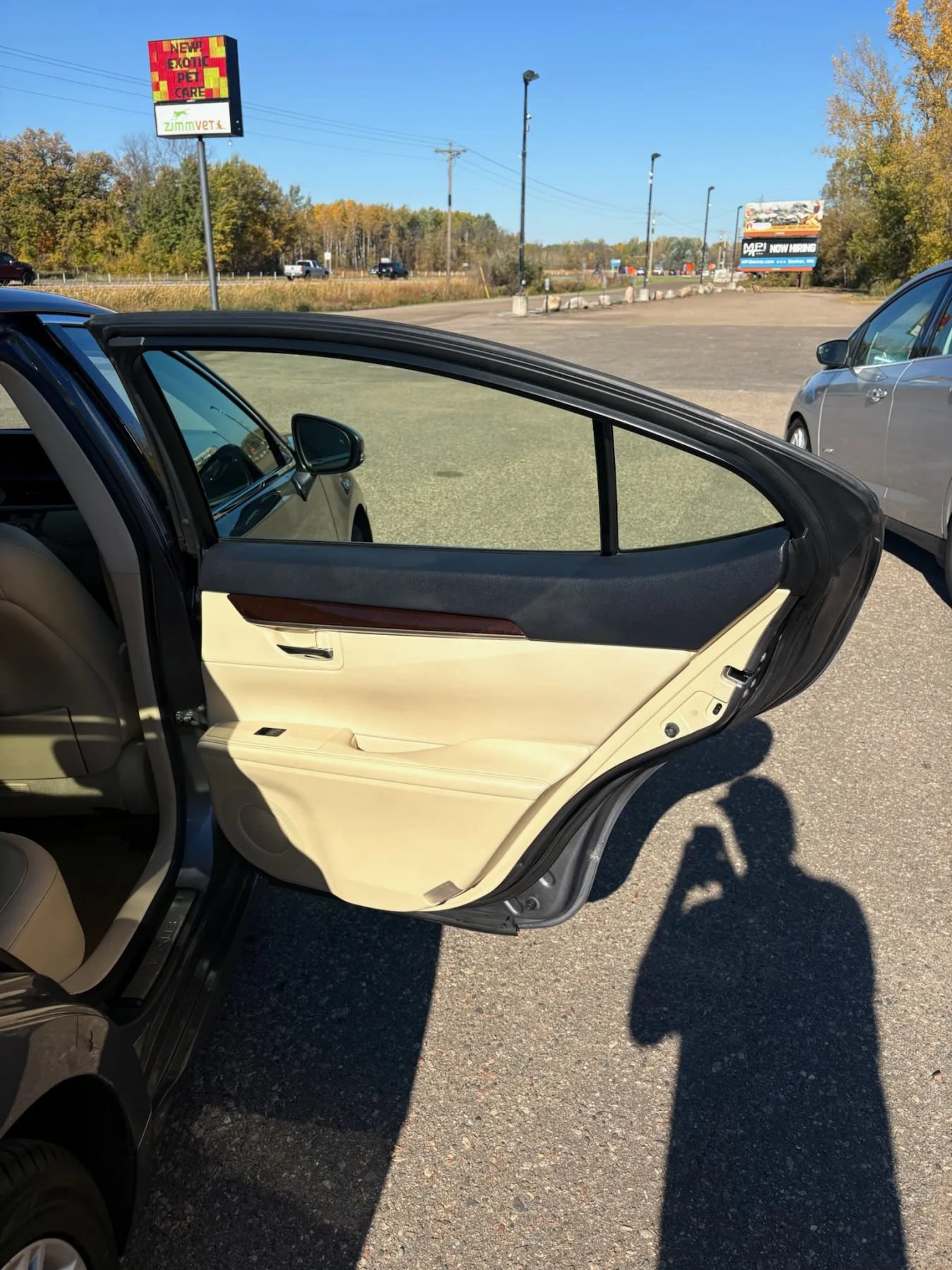 Used 2014 Lexus ES 350 w/ Luxury Package FWD image 42