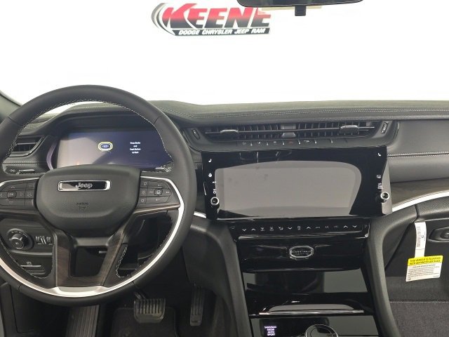 New 2026 Jeep Grand Cherokee Limited image 14