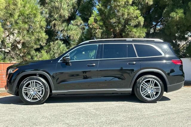 New 2026 Mercedes-Benz GLS 450 4MATIC image 7
