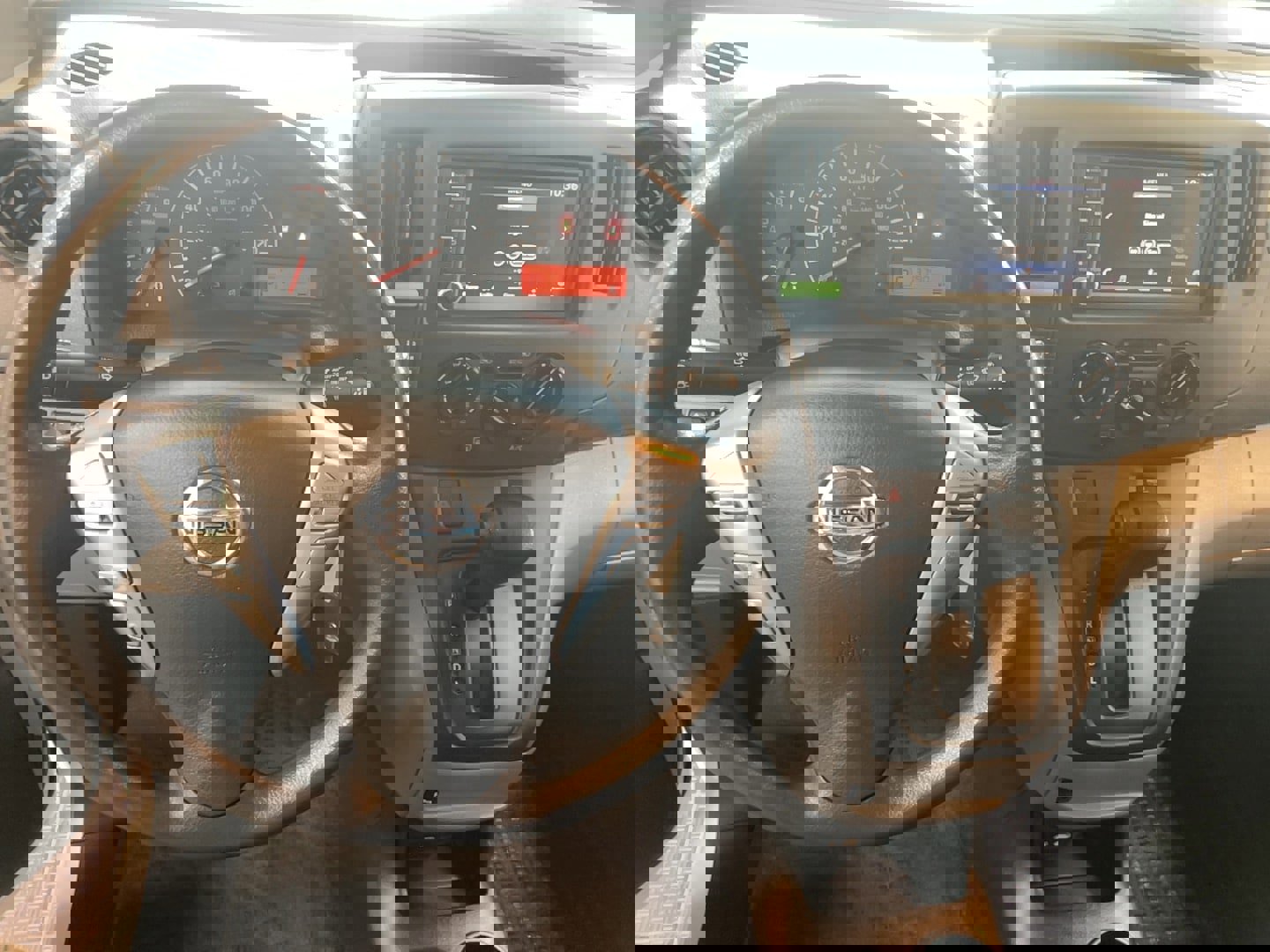 Used 2021 Nissan NV200 SV w/ Sliding Door Glass Package image 19