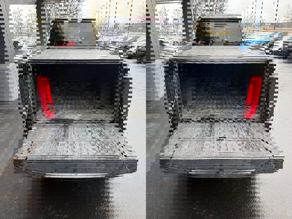 Used 2019 GMC Sierra 1500 SLT w/ SLT Convenience Package image 18