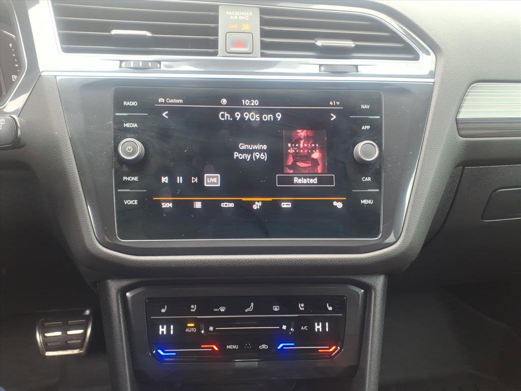 Certified 2022 Volkswagen Tiguan SEL R-Line image 25
