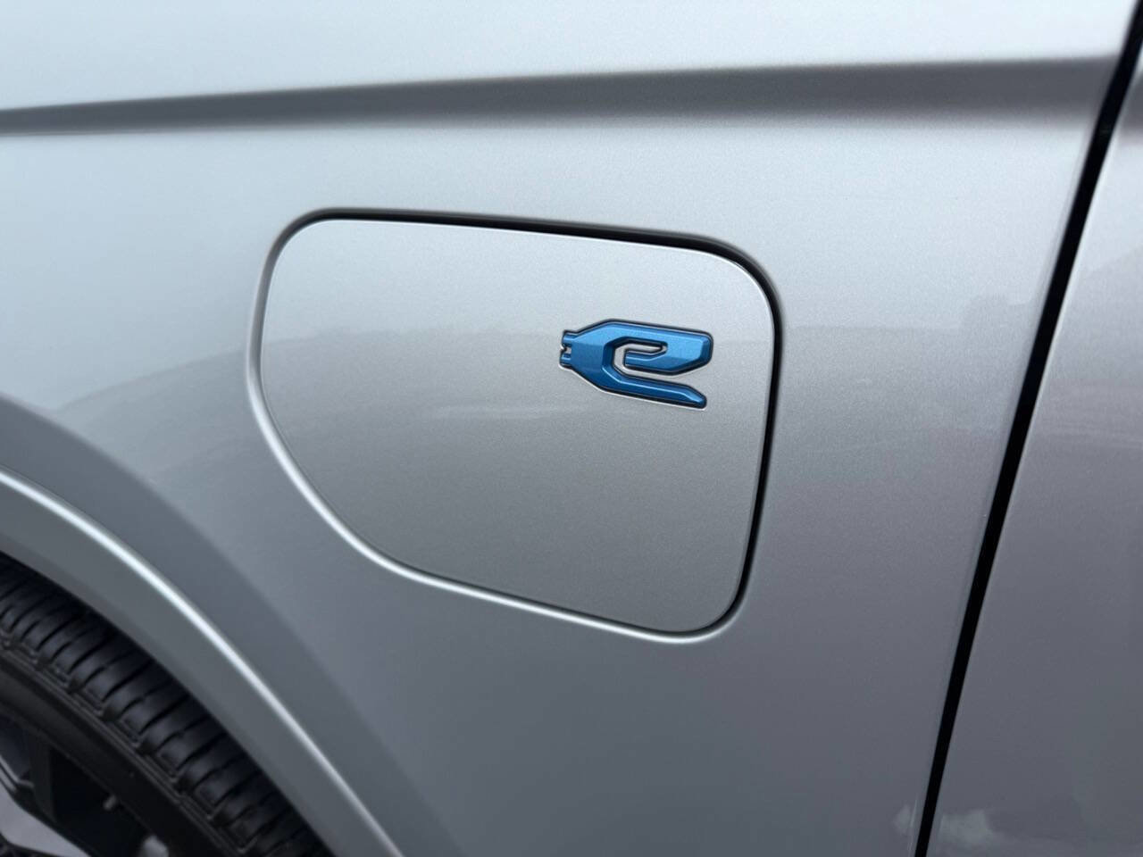 Used 2023 Jeep Grand Cherokee 30th Anniversary image 33