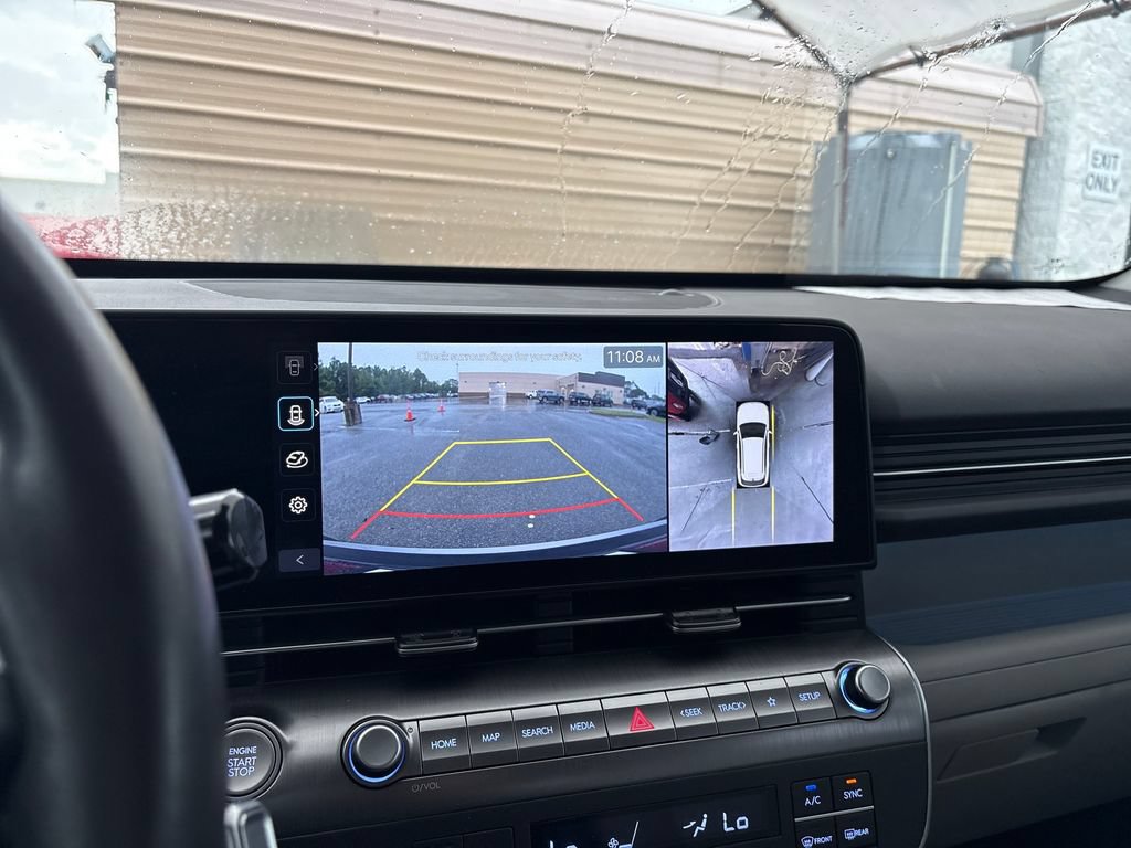 Used 2024 Hyundai Kona Limited FWD image 21