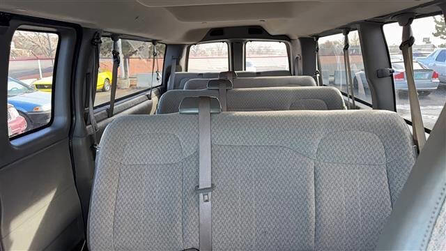 Used 2017 Chevrolet Express 3500 LT w/ LT Preferred Equipment Group image 12
