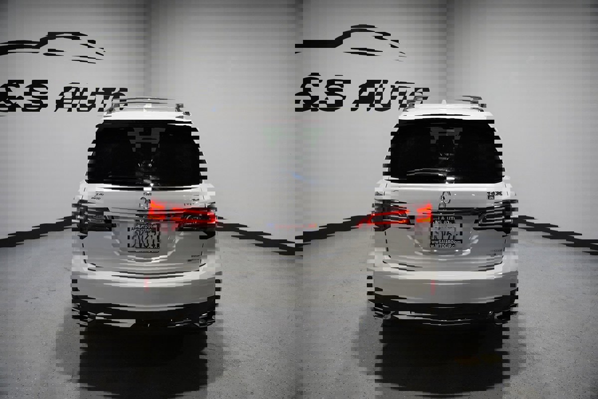 Used 2017 Acura MDX SH-AWD w/ Technology Package image 18