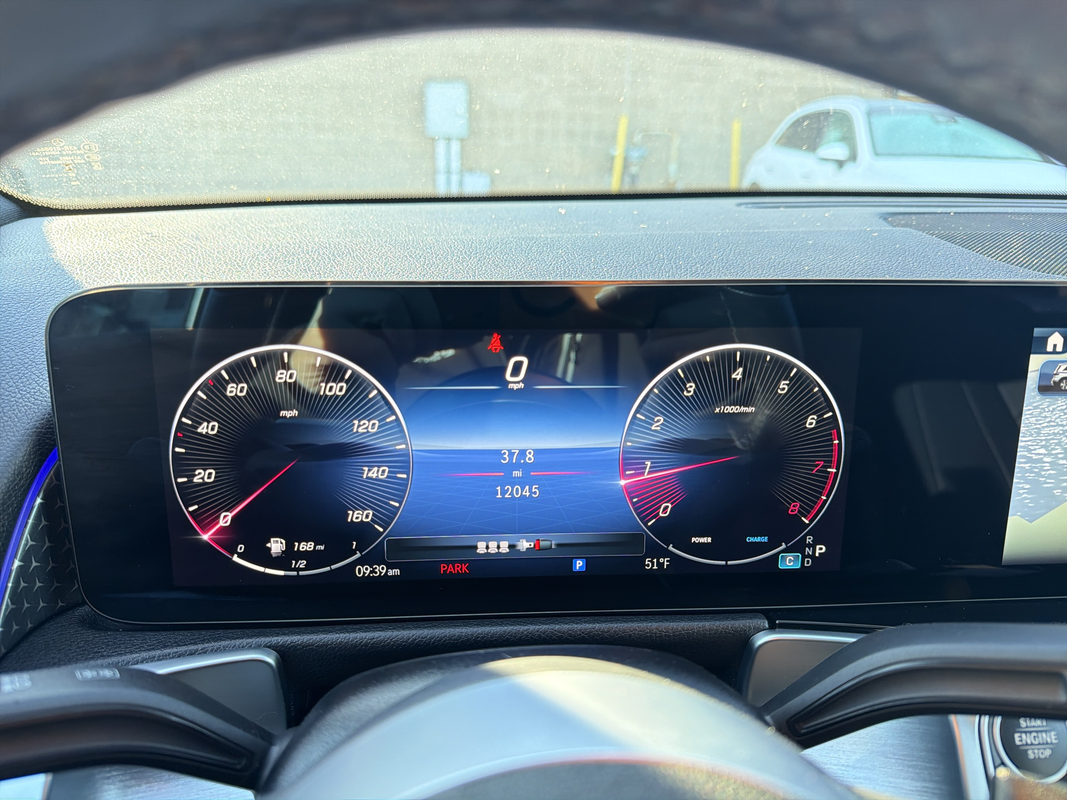 Certified 2025 Mercedes-Benz GLB 250 4MATIC image 18