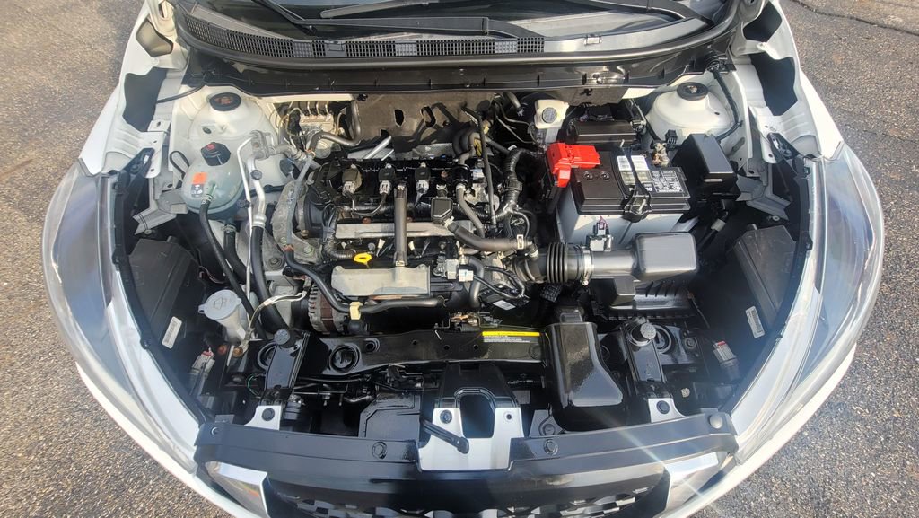 Used 2020 Nissan Kicks S image 17