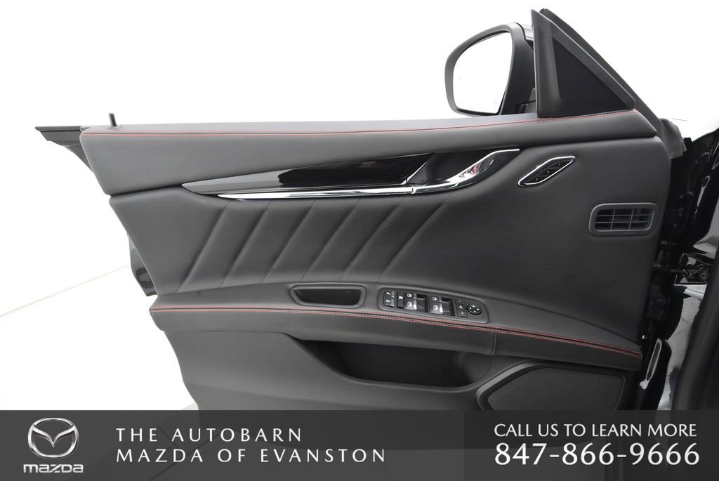 Used 2022 Maserati Quattroporte Modena Q4 image 56