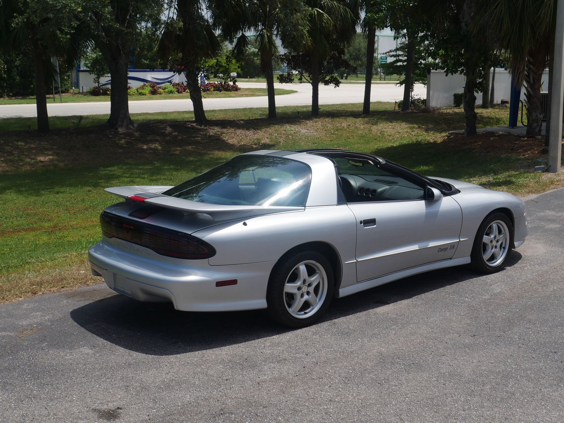 Used 1997 Pontiac Firebird Trans Am RWD image 48