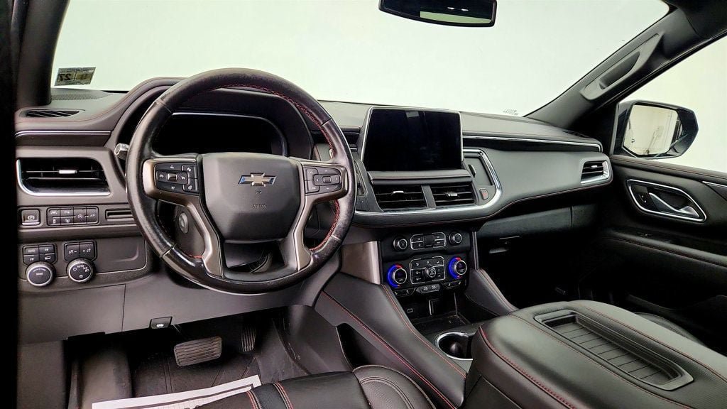 Used 2022 Chevrolet Suburban RST w/ Luxury Package AWD/4WD image 12