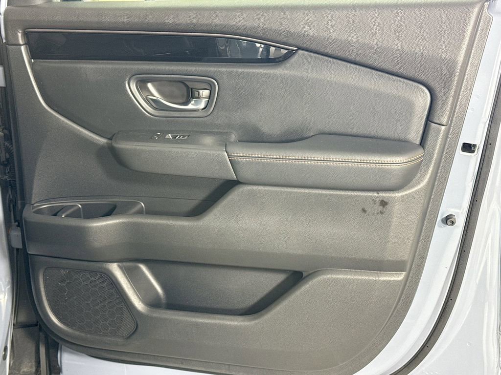 Used 2023 Honda Pilot TrailSport image 30