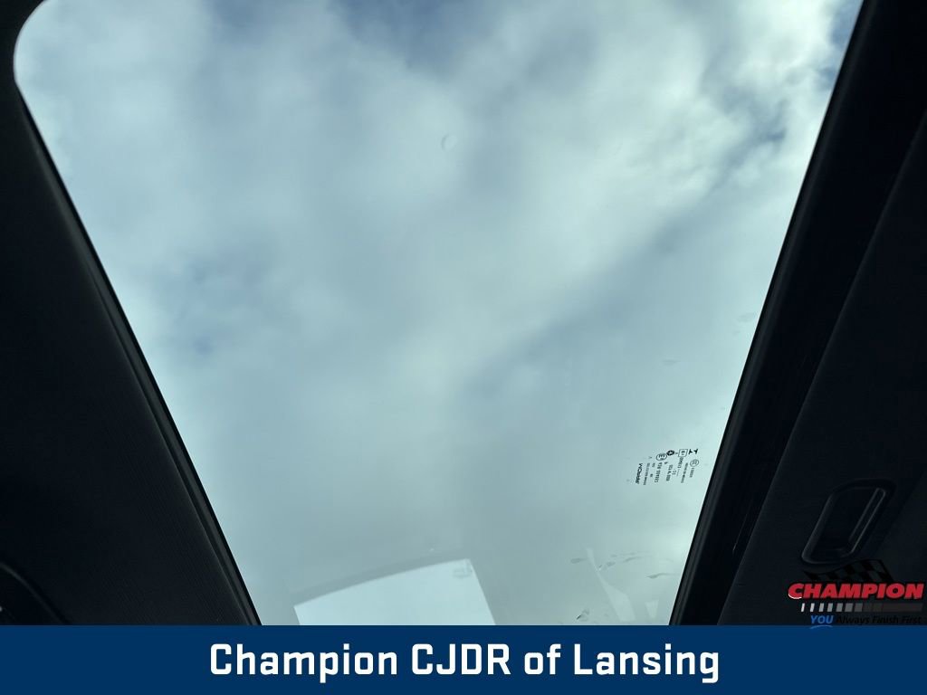 Used 2022 Dodge Durango SRT w/ Trailer Tow Group IV image 34