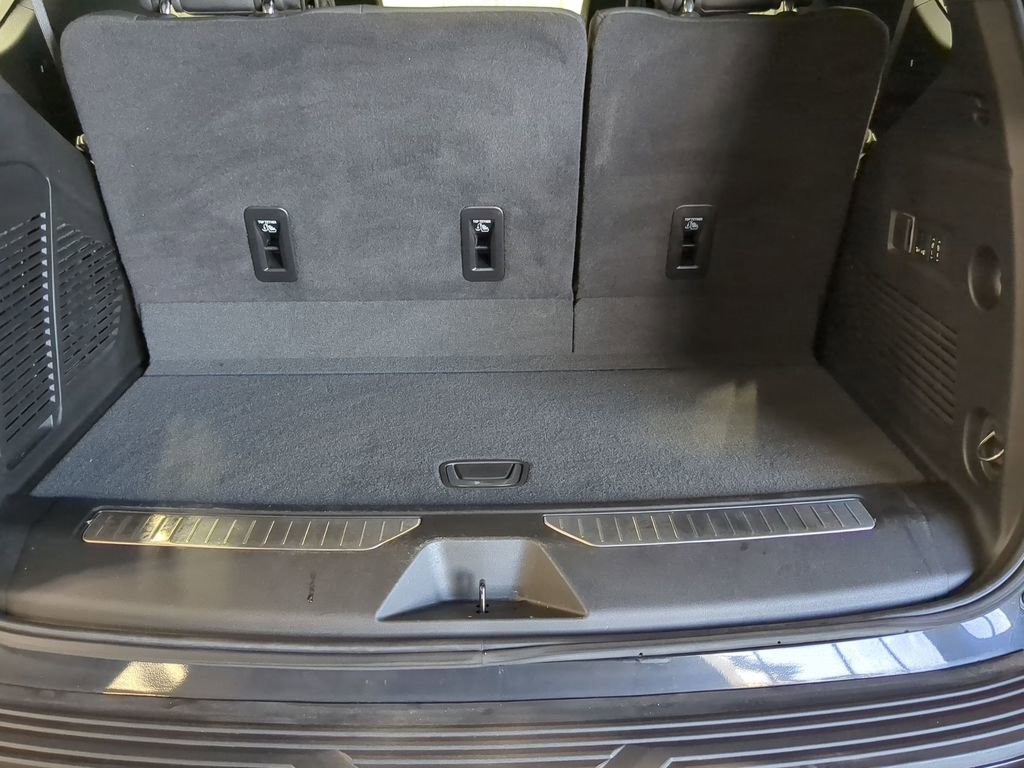 Used 2024 GMC Yukon Denali image 32