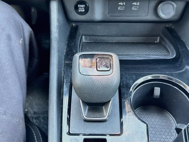 Used 2024 Nissan Rogue S FWD image 16