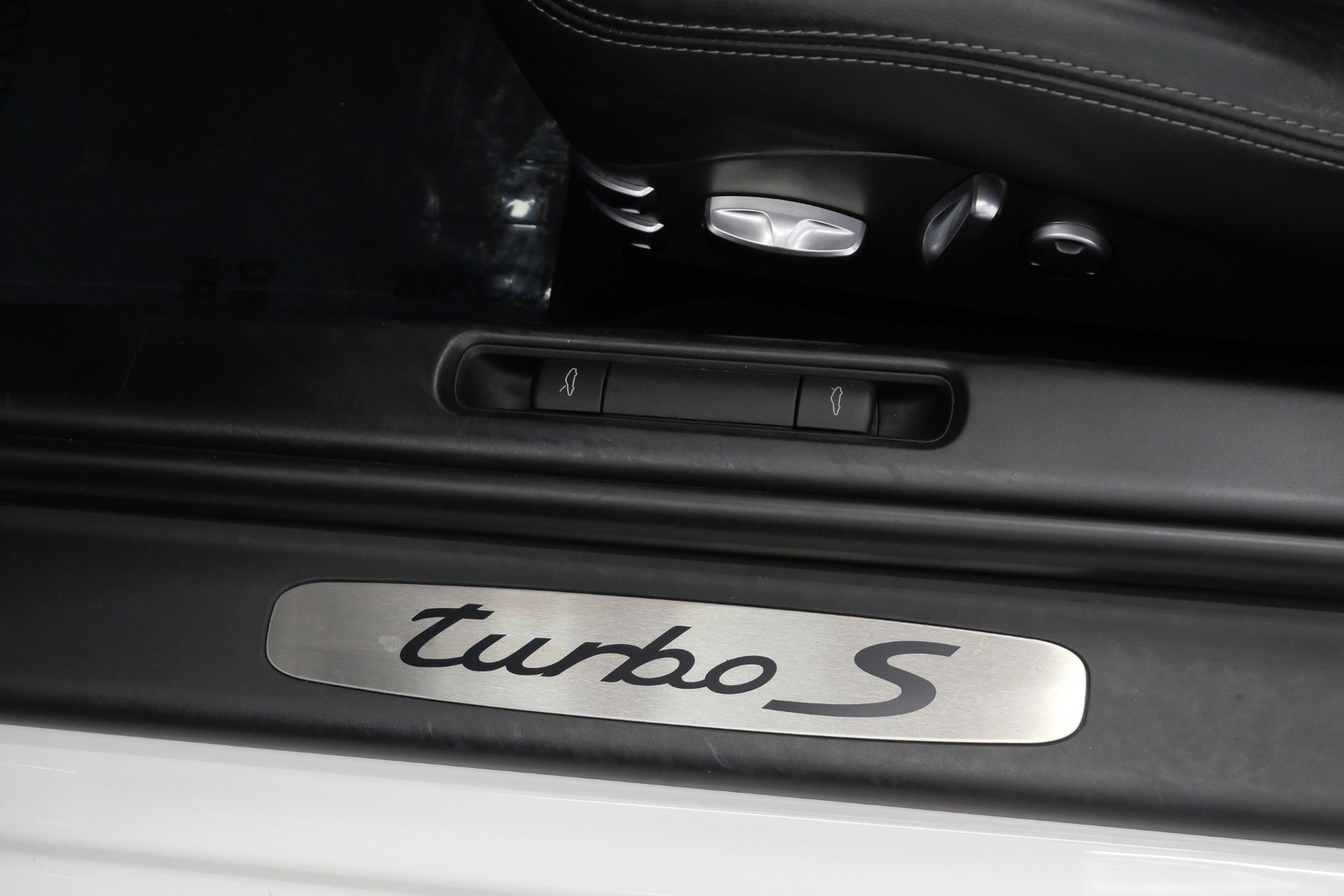 Used 2012 Porsche 911 Turbo S AWD/4WD image 42