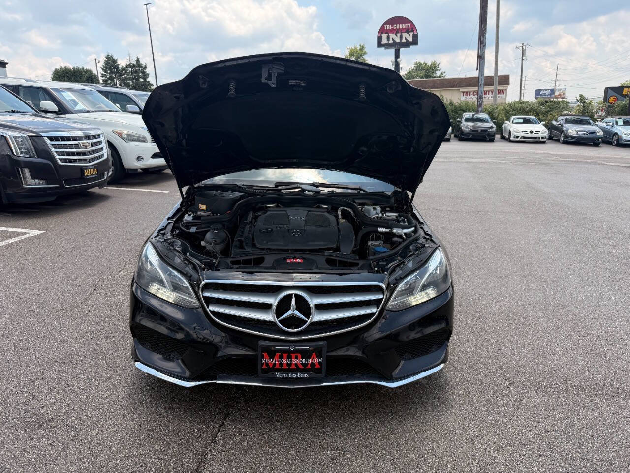 Used 2014 Mercedes-Benz E 350 4MATIC Wagon w/ Premium 1 Package image 9