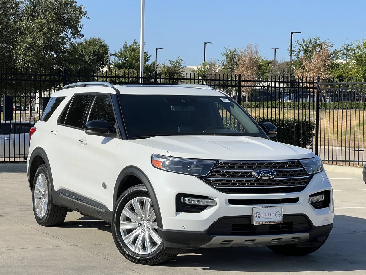 Used 2023 Ford Explorer King Ranch w/ Technology Package AWD/4WD image 2
